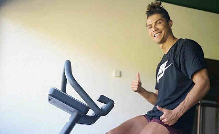 Cristiano Ronaldo Sudah Kembali Ke Turin Cristiano Ronaldo Sudah Kembali Ke Turin